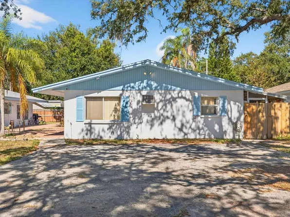 608 14th Ave NW, Largo, FL 33770