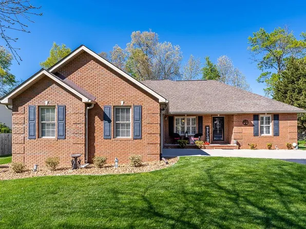 179 Brookstone Dr, Crossville, TN 38555