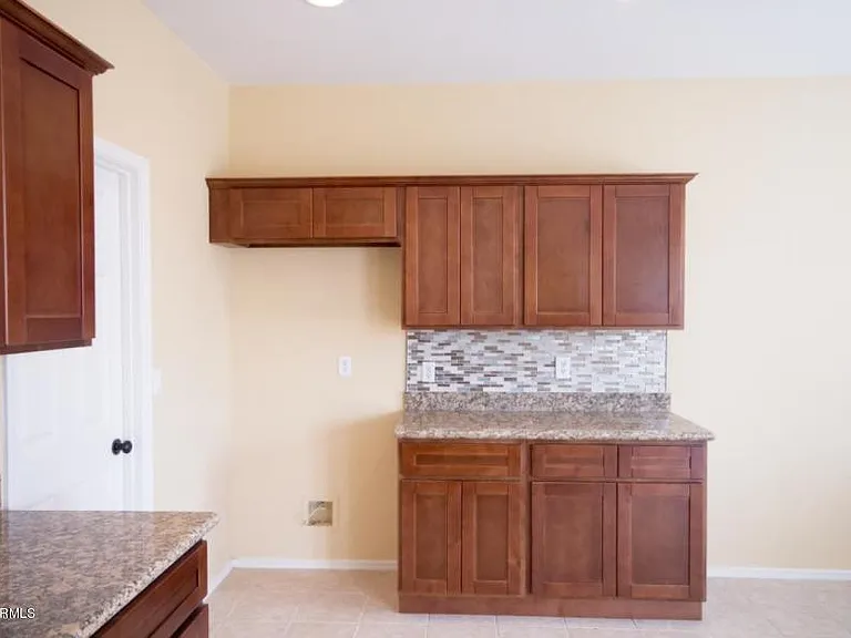 7331 W Alta Vista Rd — Photo 6