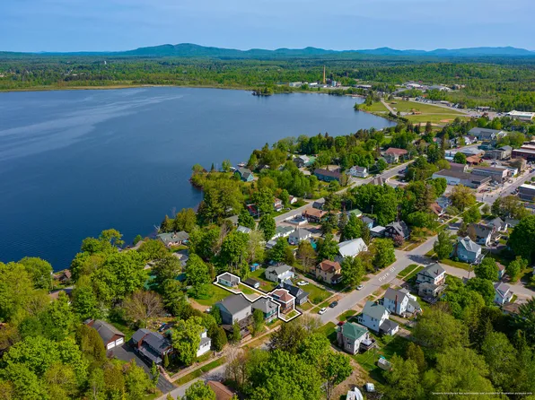 17 Park St, Tupper Lake, NY 12986