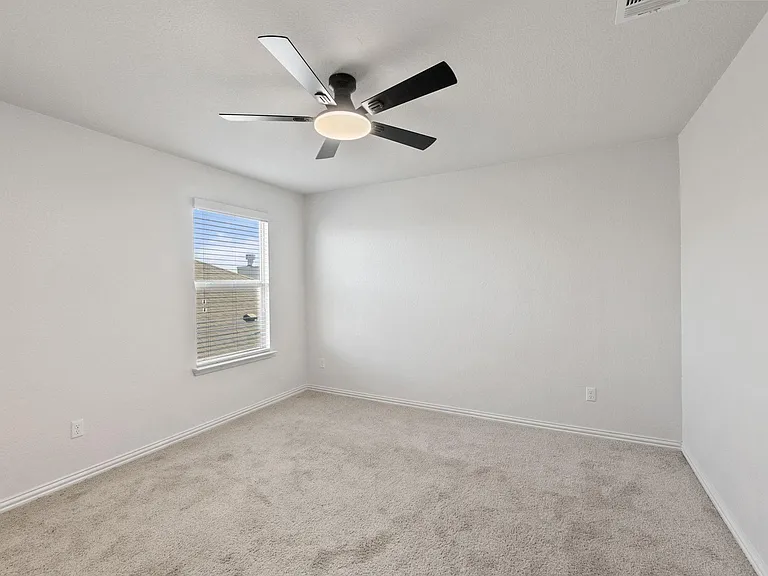 20017 Ploughshores Ln — Photo 31