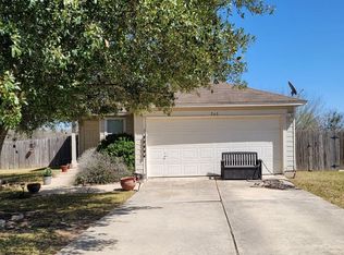 560 Tower Dr, Kyle, TX 78640