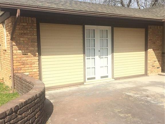 2nd image of 1122 Glenwick Ln