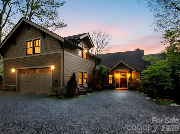 110 Soaring Mountain Dr, Waynesville, NC 28786
