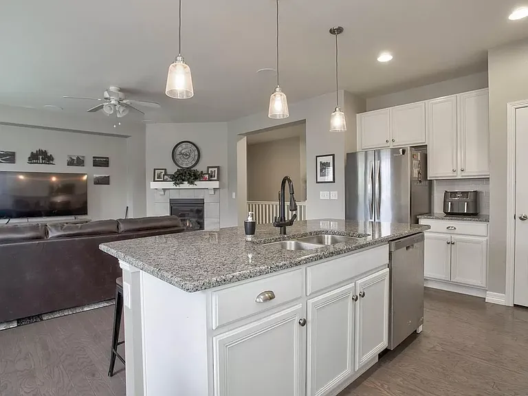 11551 Jimenez St — Photo 6