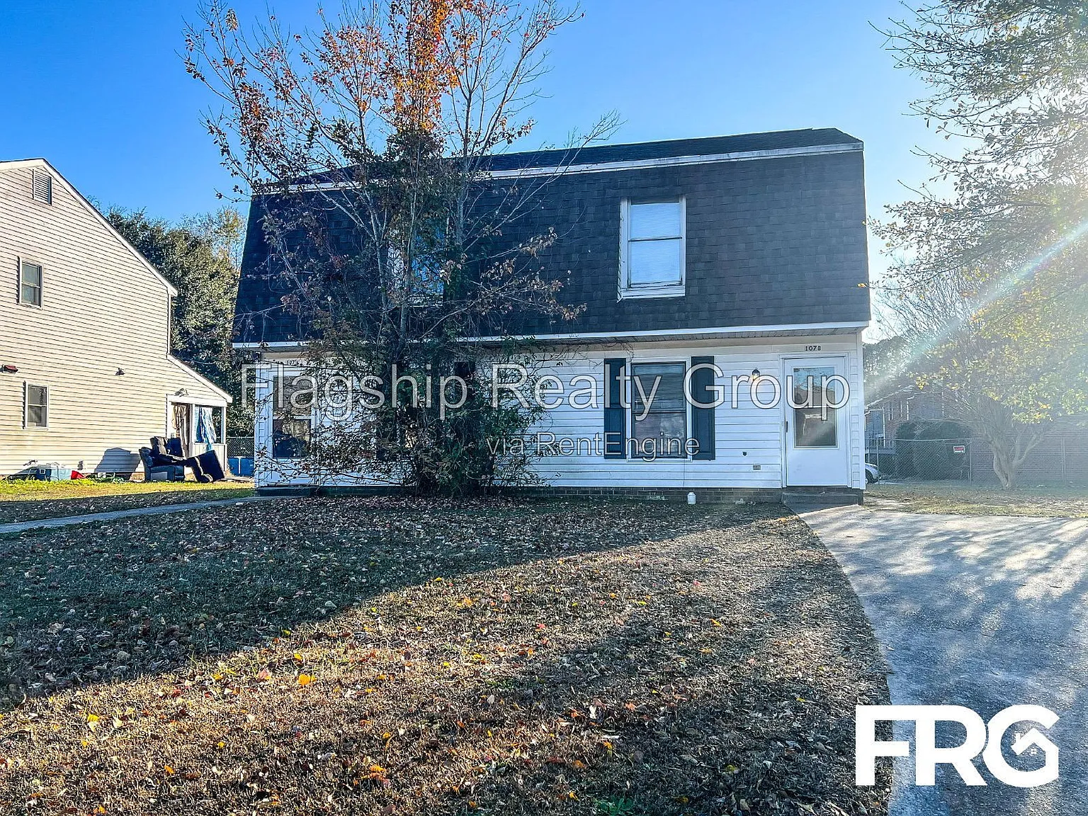 2 bed, 1.5 bath, 850 sqft, $950 — Photo 1