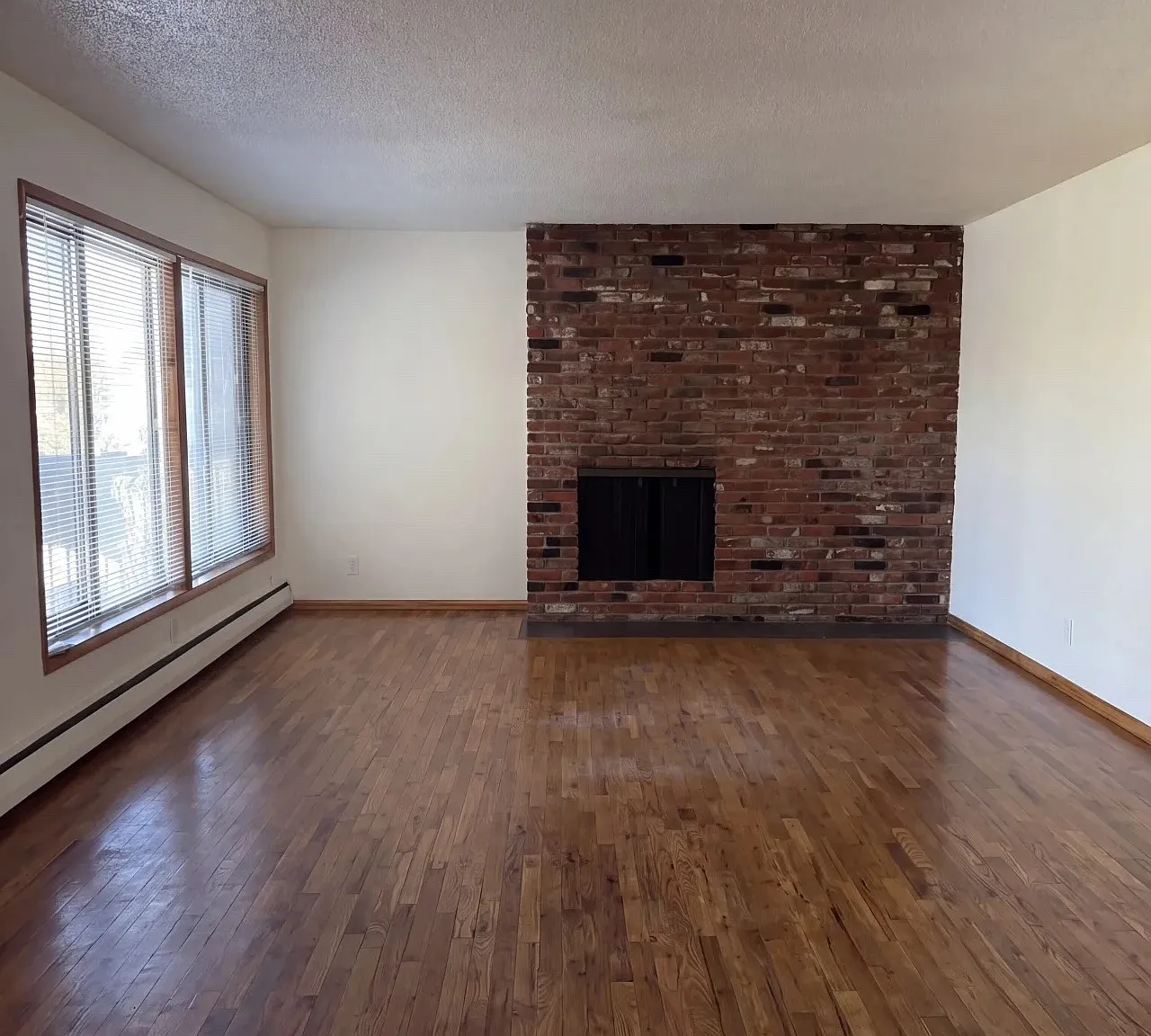 2 bed, 750 sqft, $1,795 — Photo 1