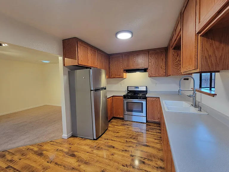 8426 Templeman Rd — Photo 2