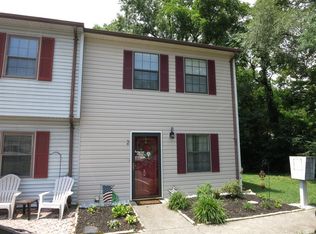 2 Tinkerview Dr, Cloverdale, VA 24077