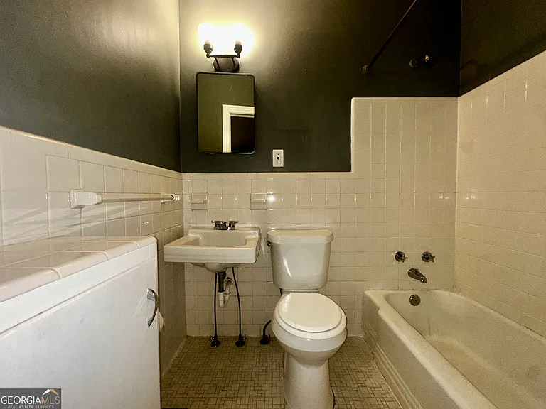 138 Desoto Pl — Photo 20