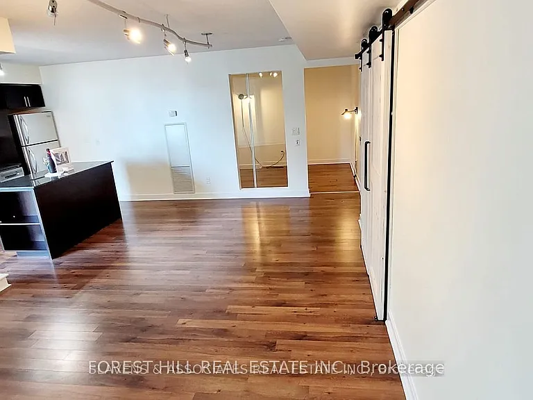 80 Western Battery Rd #2202 — Photo 8