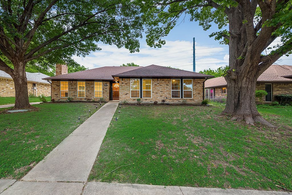5505 Edgewater Cir - Property Image
