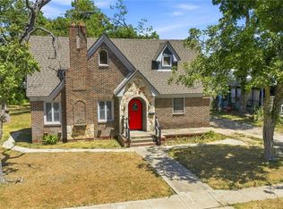 210 S Cedar St, Seguin, TX 78155