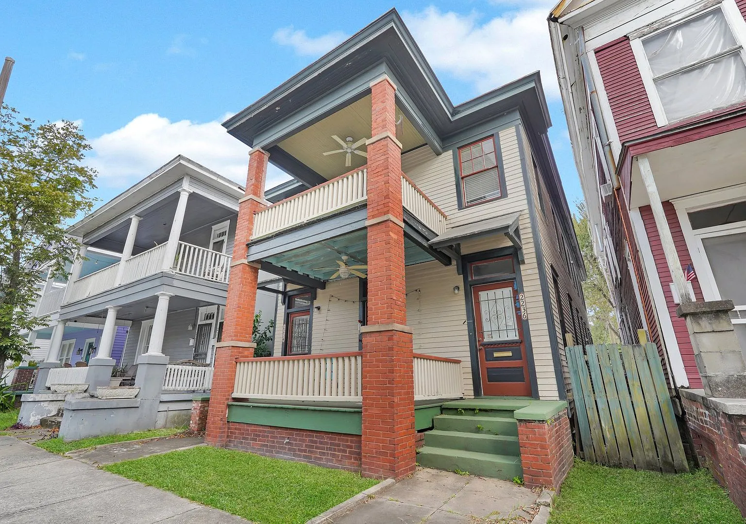 2 Bed | 1 Bath | Starland | Parking Space Included — Photo 3