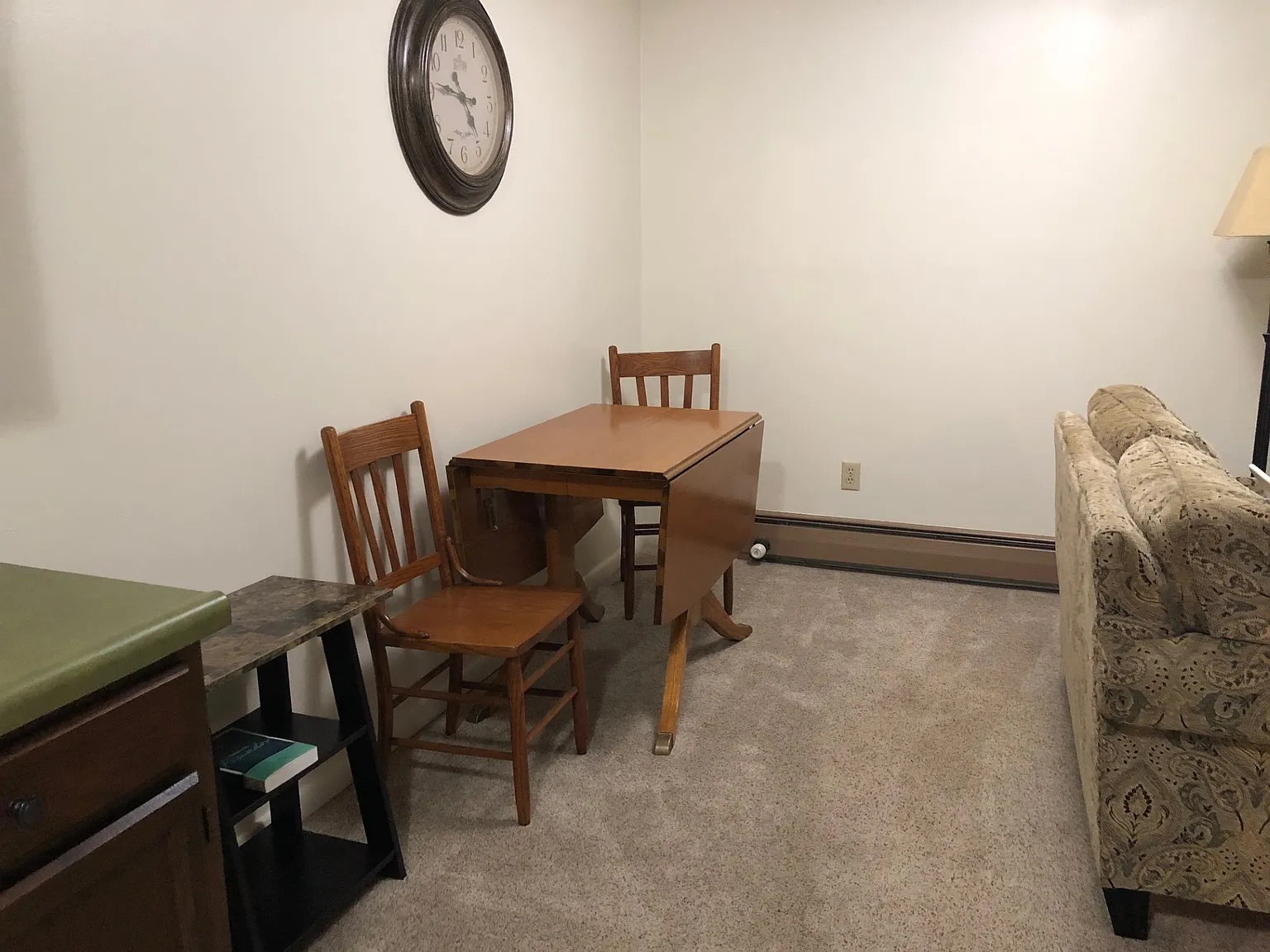 1 bed, 630 sqft, $1,000 — Photo 3