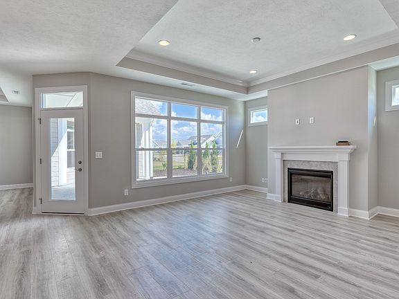 2nd image of 1499 Quinn Ln
