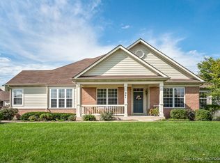 841 Cambridge Dr, Batavia, IL 60510