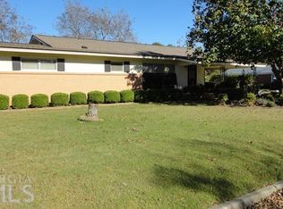 5704 Fitzgerald St, Eastman, GA 31023