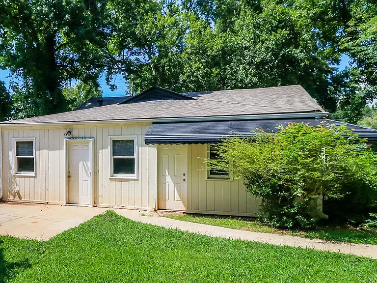 1255 Skyhaven Rd SE — Photo 15