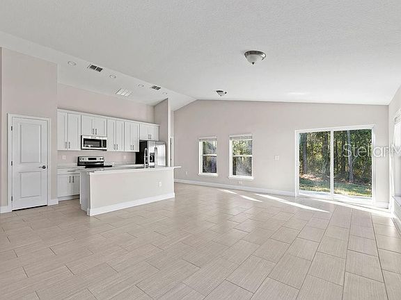 4th image of 1649 Joyner Dr