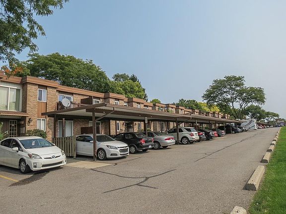 3rd image of 1756 Washtenaw Ave
