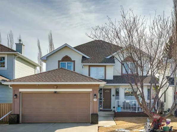 420 W Rocky Ridge Bay NW, Calgary, AB T3G 4H8
