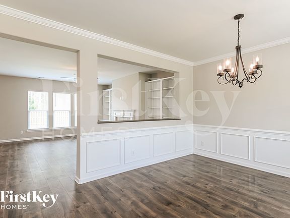 5th image of 409 Flat Rock Ln