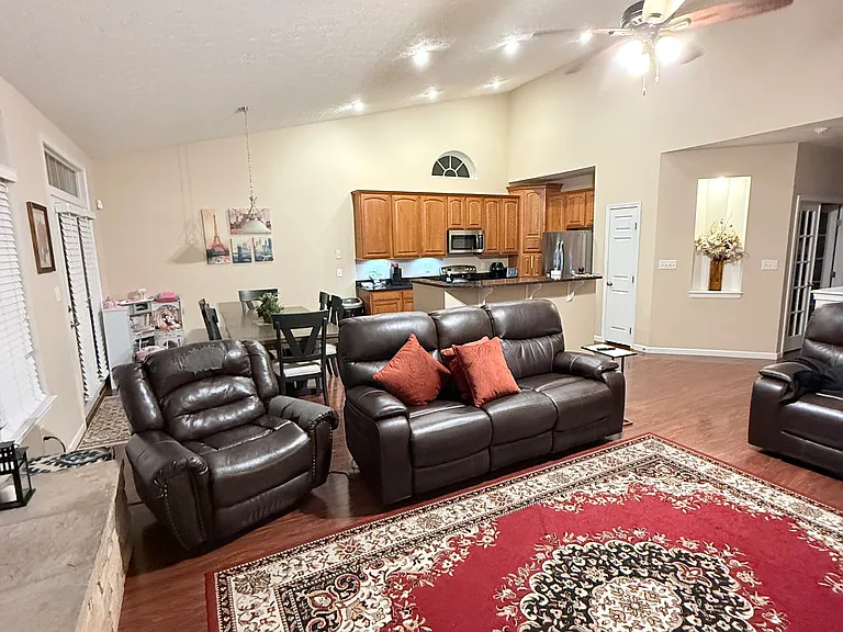 9871 Blue Spruce Dr — Photo 5