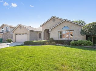1275 Durham Ln, Lemont, IL 60439