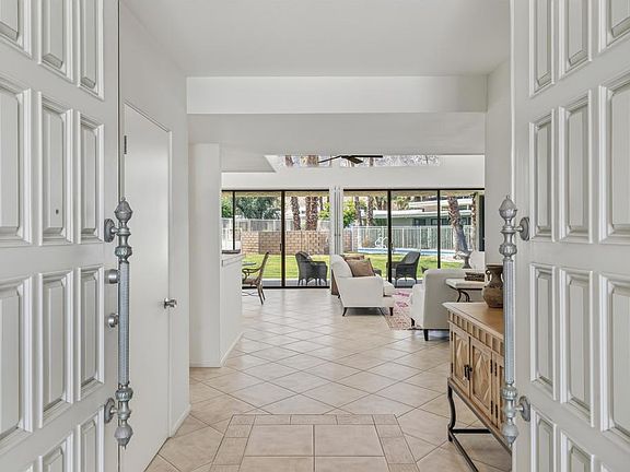 4th image of 1575 Toledo Cir