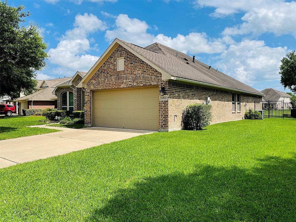 1st image of 25915 S Lakefair Dr