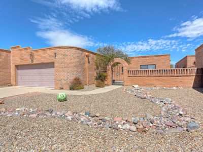 860 W Desert Hills Dr, Green Valley, AZ, 85622