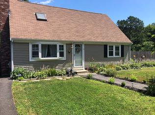 11 Shagbark Rd, Forestdale, MA 02644