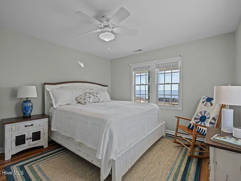662 Island Rd — Photo 18