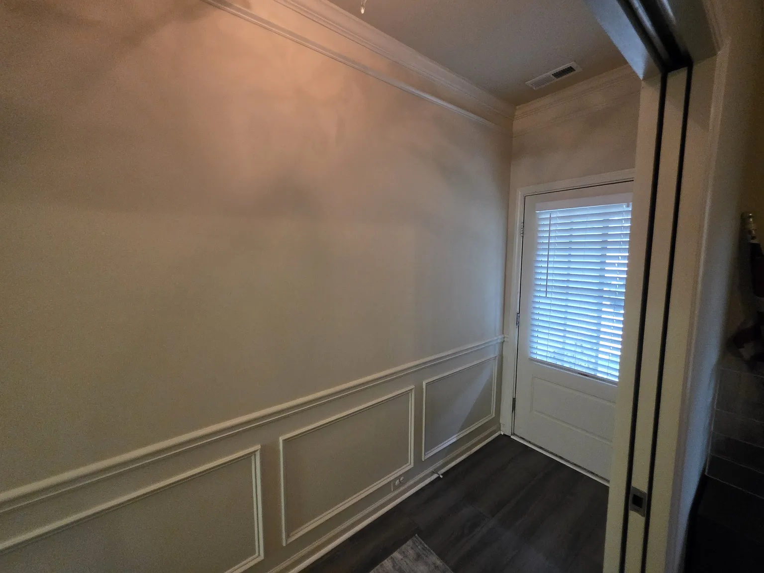 4 bed, 2600 sqft, $2,850 — Photo 4
