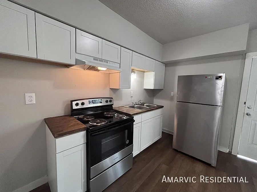Studio, $720 — Photo 2