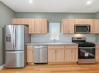 309 Adams St FLOOR 3, Dorchester, MA 02122