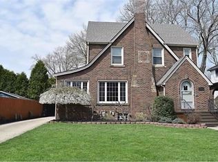 469 Carley Ave, Sharon, PA 16146