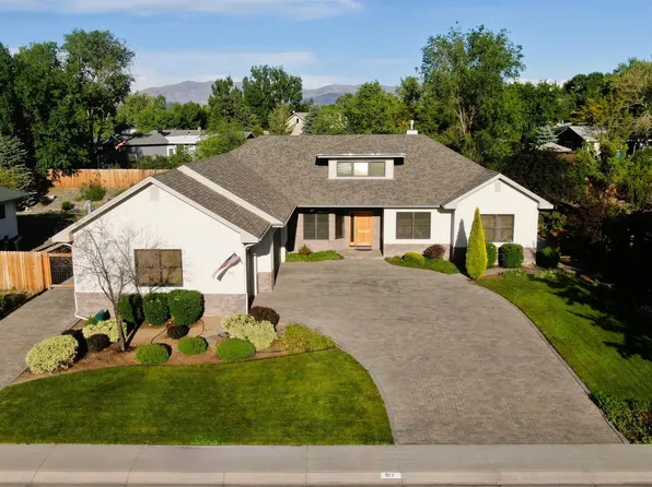 917 Sweetwater Dr, Gardnerville, NV 89460