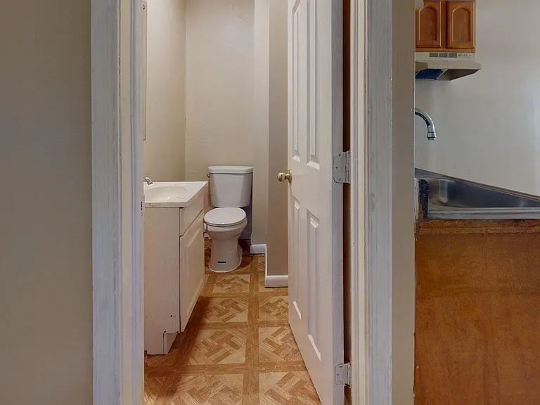 5021 Germantown Avenue — Photo 3