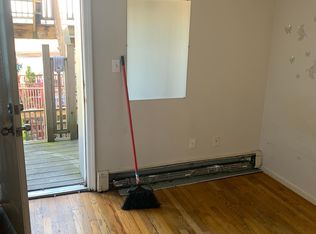 136 Webster St APT 3, Boston, MA 02128