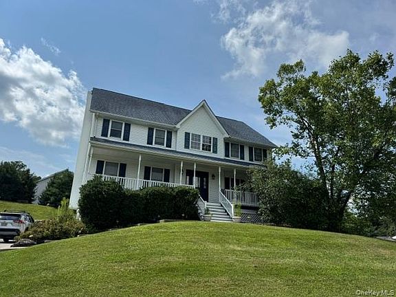 3rd image of 188 Creamery Pond Road
