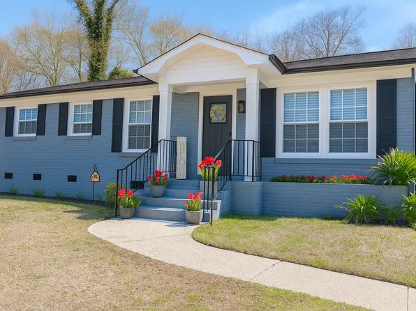 445 Short Hills Dr, Charlotte, NC 28217