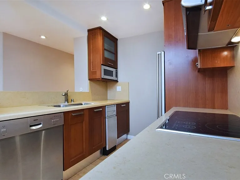1230 Horn Ave #414 — Photo 19