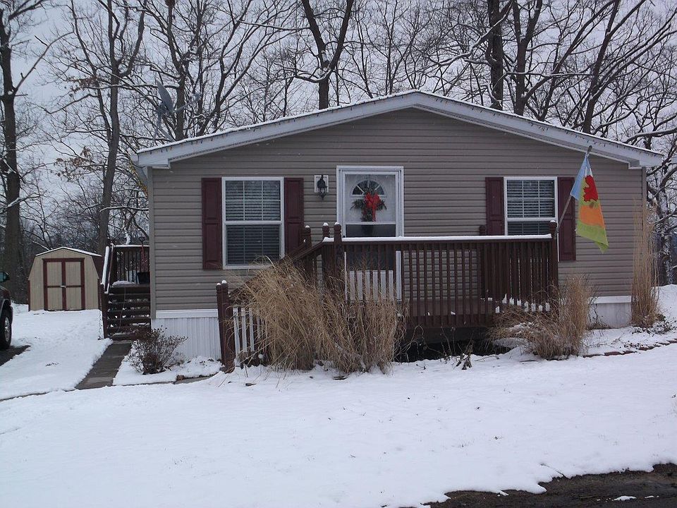 1st image of 207 Willow Dr