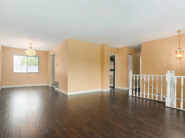9496 209b Cres, Langley, BC V1M 2A9