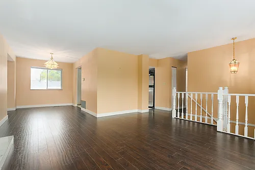 9496 209b Cres Photo 1