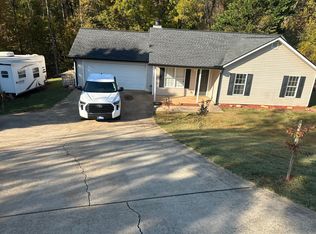 4289 Fox Ridge Trl, Gillsville, GA 30543