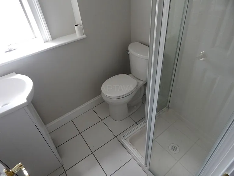 11R Park Ave #2R — Photo 4