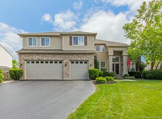 1412 Somerset Ct, Mundelein, IL